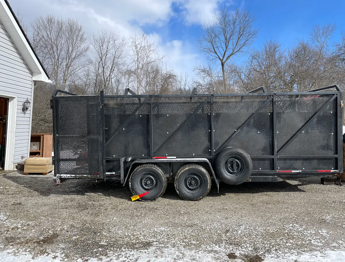 2 Yard Dumpster Rental in Mulberry, FL
